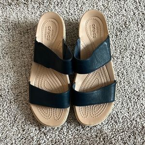 Crocs wedge sandal